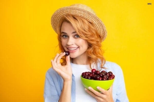 خواص آلبالو برای قاعدگی_7
