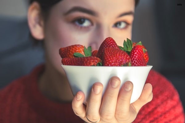 خواص توت فرنگی برای گوارش_8