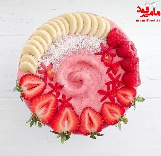 خواص توت فرنگی و موز_5